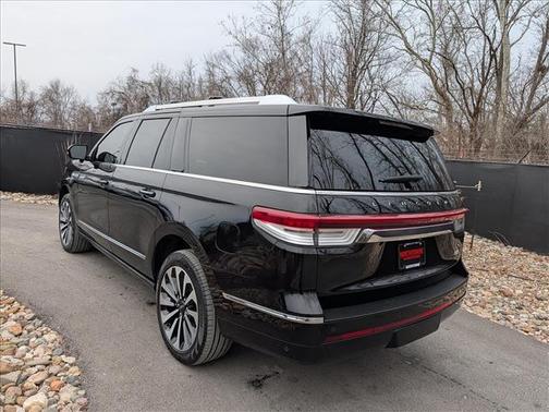 2023 Lincoln Navigator L Reserve