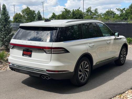 Pristine White 2026 Lincoln Aviator Premiere