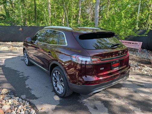 Burgundy Velvet 2023 Lincoln Nautilus Reserve