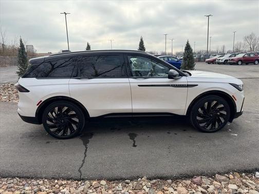 2026 Lincoln Nautilus Reserve