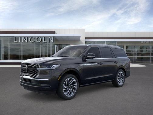 Infinite Black Metallic 2026 Lincoln Navigator Reserve