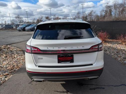 2022 Lincoln Nautilus Reserve