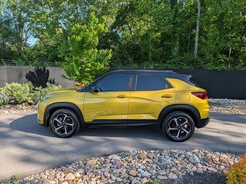 Nitro Yellow 2023 Chevrolet Trailblazer RS