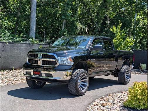 2020 RAM 1500 Classic SLT