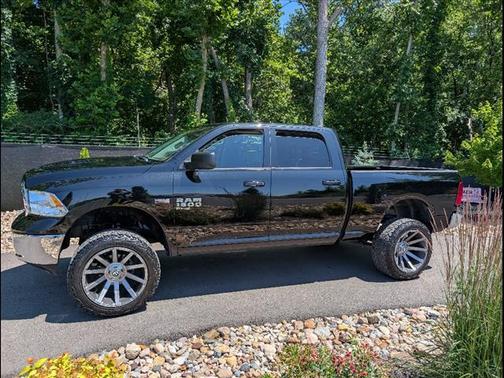 2020 RAM 1500 Classic SLT