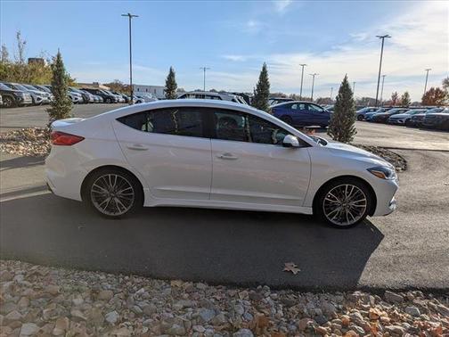 2017 Hyundai ELANTRA Sport