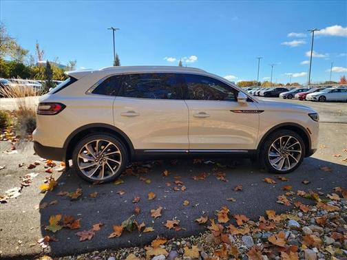 2023 Lincoln Nautilus Reserve