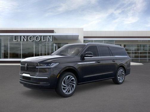 Infinite Black Metallic 2026 Lincoln Navigator L Reserve