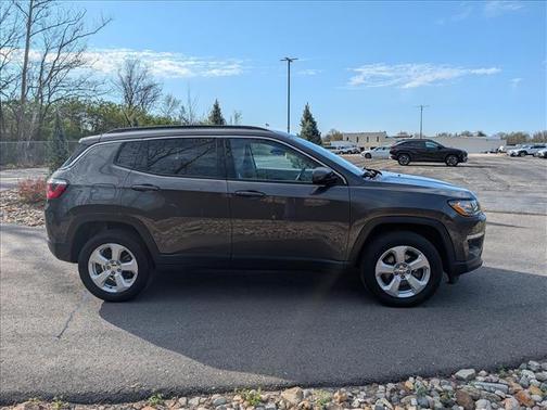 Granite Crystal 2020 Jeep Compass Latitude
