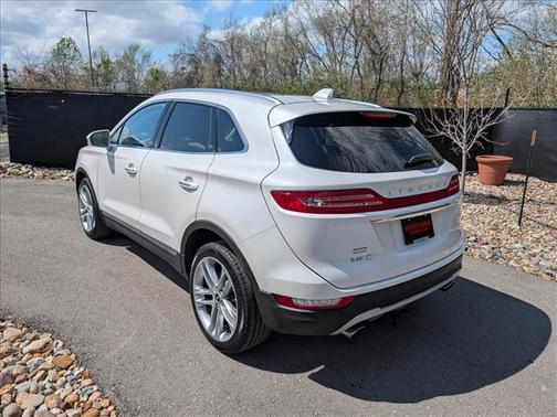 White Platinum Tri-Coat Metallic 2019 Lincoln MKC Reserve