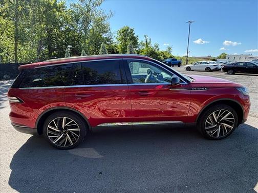 Red Carpet Metallic Tinted Clearcoat 2026 Lincoln Aviator Reserve AWD