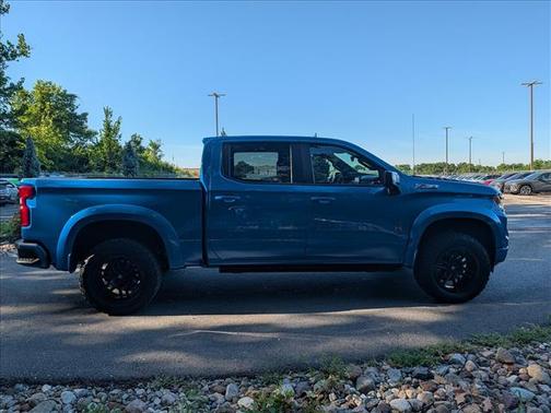 Blue Metallic 2022 Chevrolet Silverado 1500 RST