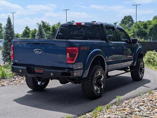 Blue 2022 Ford F-150 XLT