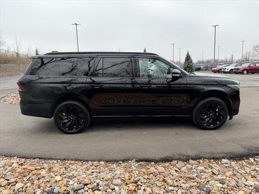 2025 Lincoln Navigator L Reserve