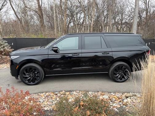 2025 Lincoln Navigator L Reserve