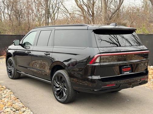 2025 Lincoln Navigator L Reserve
