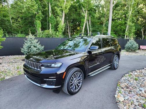 2022 Jeep Grand Cherokee L Summit