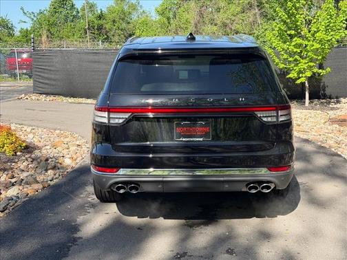 Infinite Black Metallic 2026 Lincoln Aviator Reserve AWD
