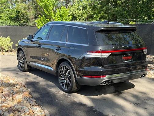 Infinite Black Metallic 2026 Lincoln Aviator Reserve AWD