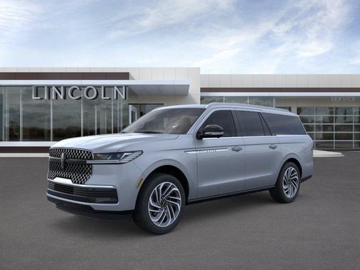 Gray Mist Metallic 2026 Lincoln Navigator L Reserve