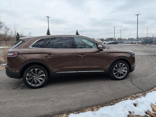 2022 Lincoln Nautilus Reserve