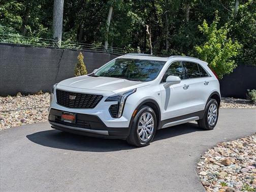 2020 Cadillac XT4 Premium Luxury