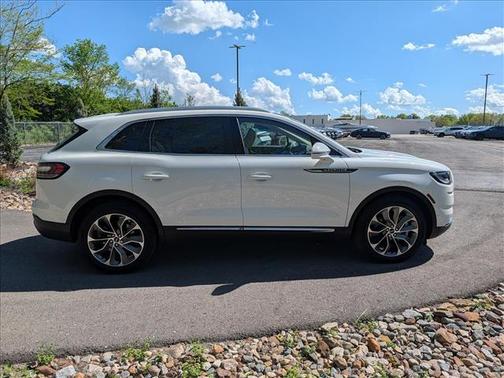 Pristine White 2022 Lincoln Nautilus Reserve
