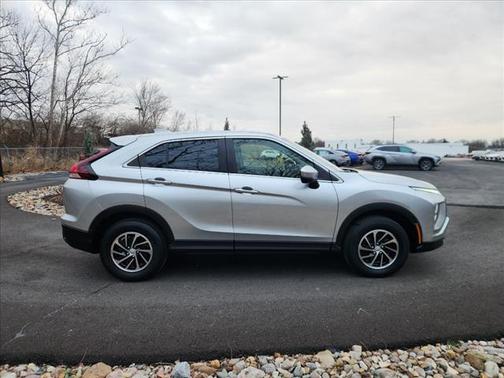 2022 Mitsubishi Eclipse Cross ES