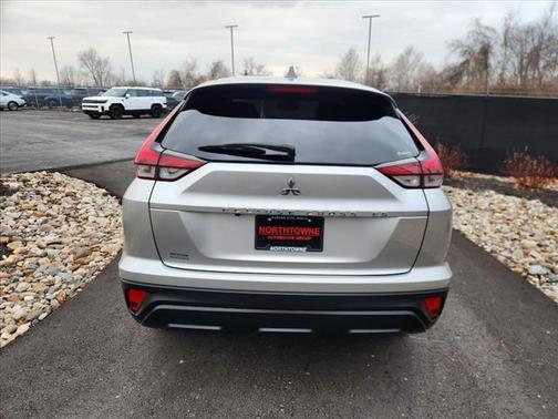 2022 Mitsubishi Eclipse Cross ES
