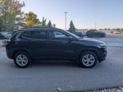 Black 2024 Jeep Compass Latitude