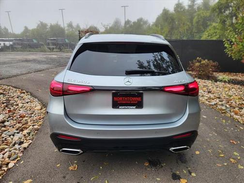 2025 Mercedes-Benz GLC 350e Base 4MATIC