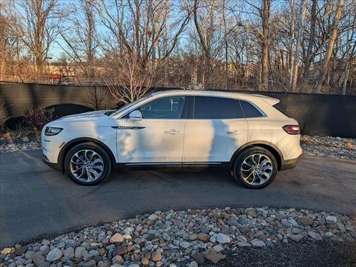 2023 Lincoln Nautilus Reserve