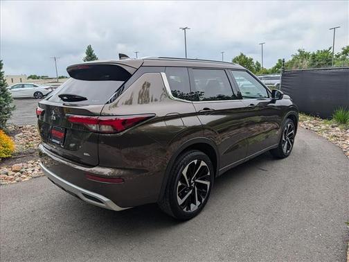 Bronze 2024 Mitsubishi Outlander SEL