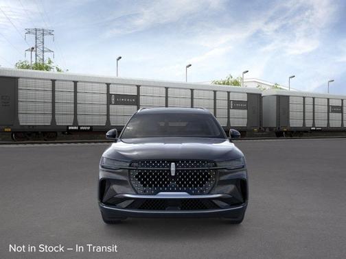 Infinite Black Metallic 2026 Lincoln Nautilus Reserve