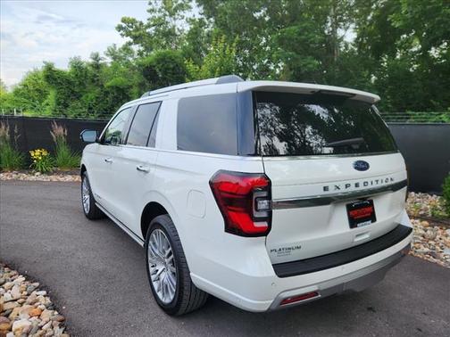 2024 Ford Expedition Platinum