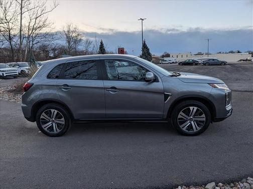 2024 Mitsubishi Outlander Sport SE