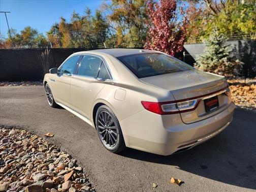 2017 Lincoln Continental Select