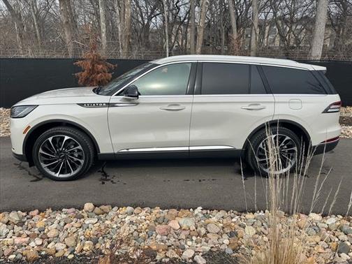 2025 Lincoln Aviator Reserve AWD