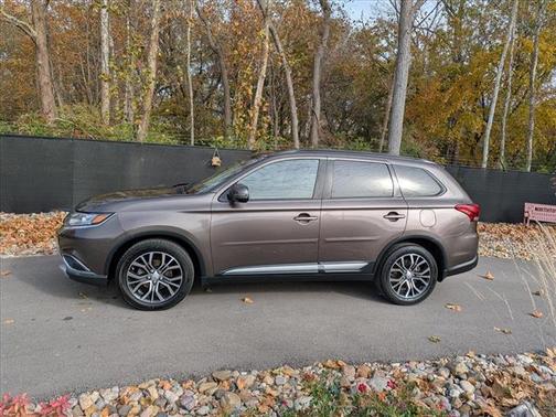 2016 Mitsubishi Outlander SEL