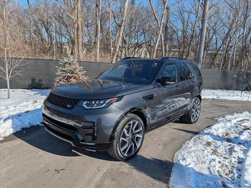 2017 Land Rover Discovery HSE LUXURY