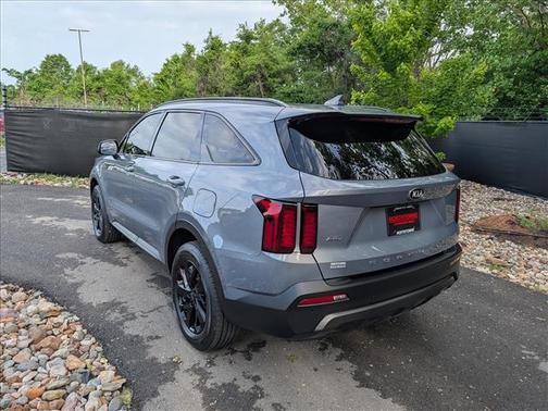 Silver Metallic 2021 Kia Sorento S