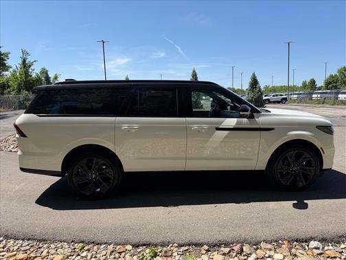 Pristine White 2026 Lincoln Navigator L Black Label