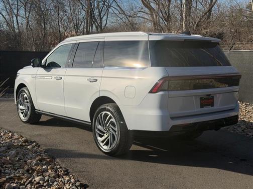 2026 Lincoln Navigator Reserve