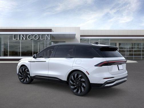2025 Lincoln Nautilus Reserve