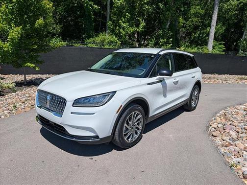 Pristine White 2022 Lincoln Corsair Standard