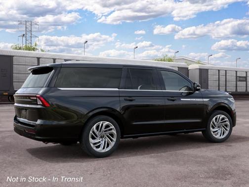 Infinite Black Metallic 2027 Lincoln Navigator Reserve