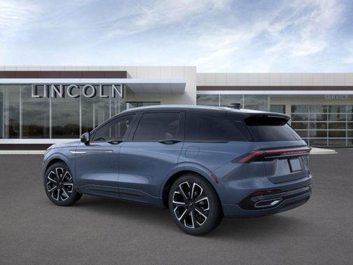 2025 Lincoln Nautilus Reserve