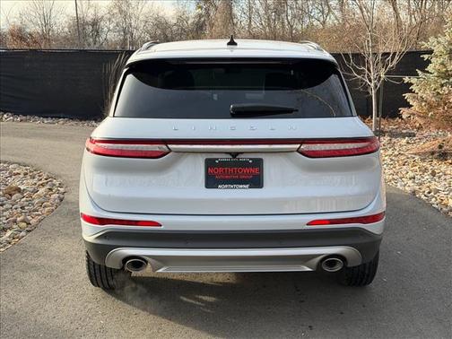 Crystal White Metallic 2026 Lincoln Corsair Reserve