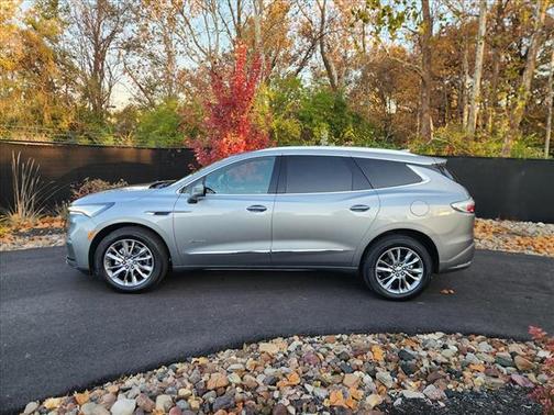 2024 Buick Enclave Avenir