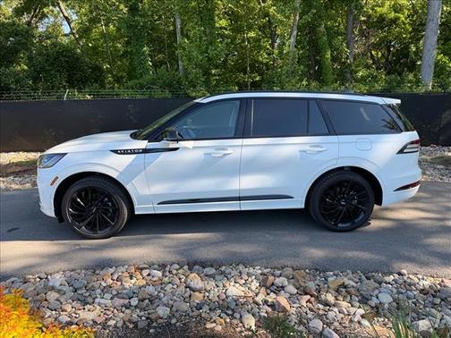 Pristine White 2026 Lincoln Aviator Reserve AWD